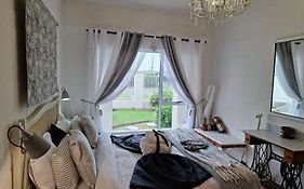 Dolfinhouse